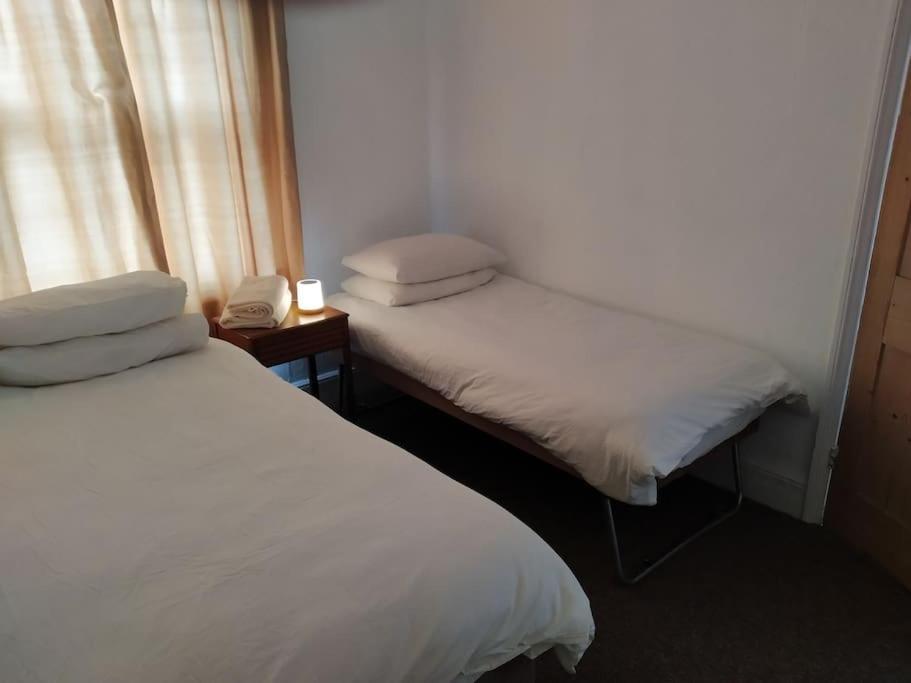 Spacious 2 Bed Maisonette Near Town, That Sleeps 6 برايتون المظهر الخارجي الصورة